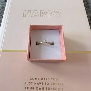 NWT Cutest Dainty Crystal Heart Ring